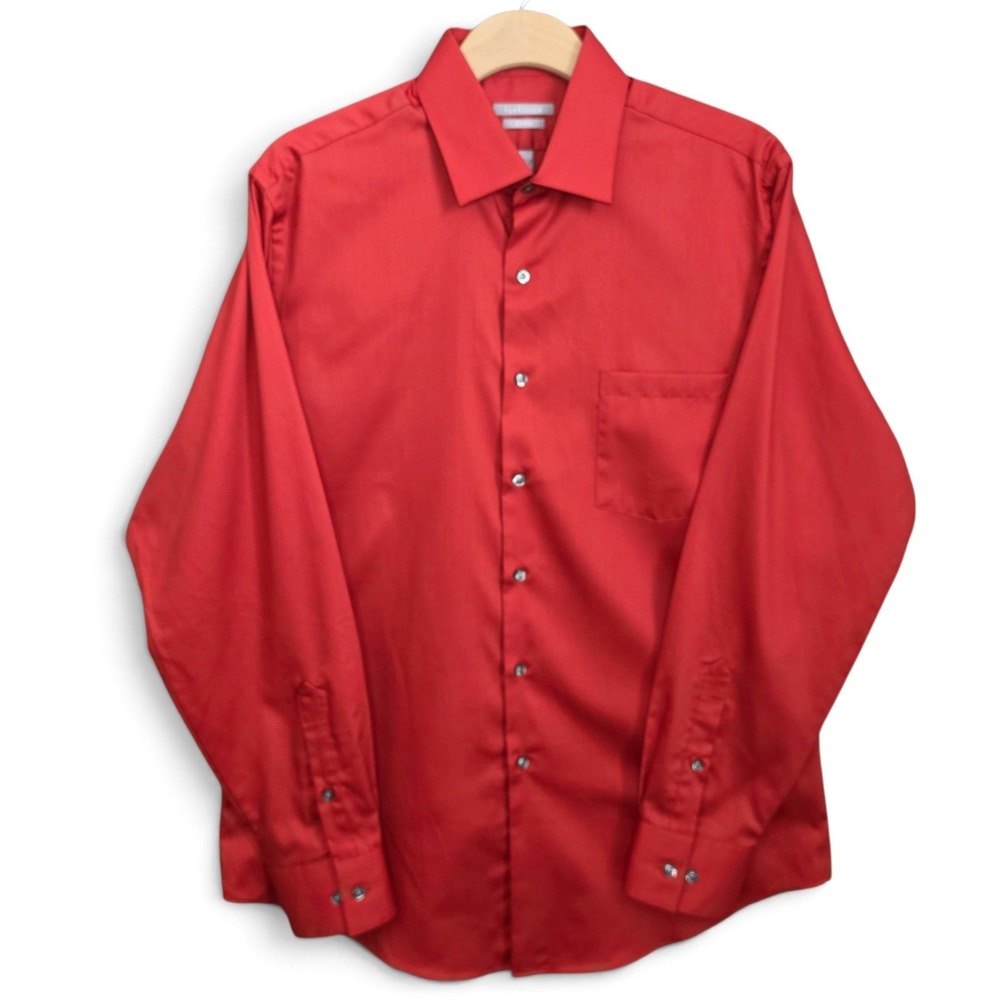 Van Heusen Mens Dress Shirt 16 34/35 Red Fitted Long Sleeve Wrinkle Free Career